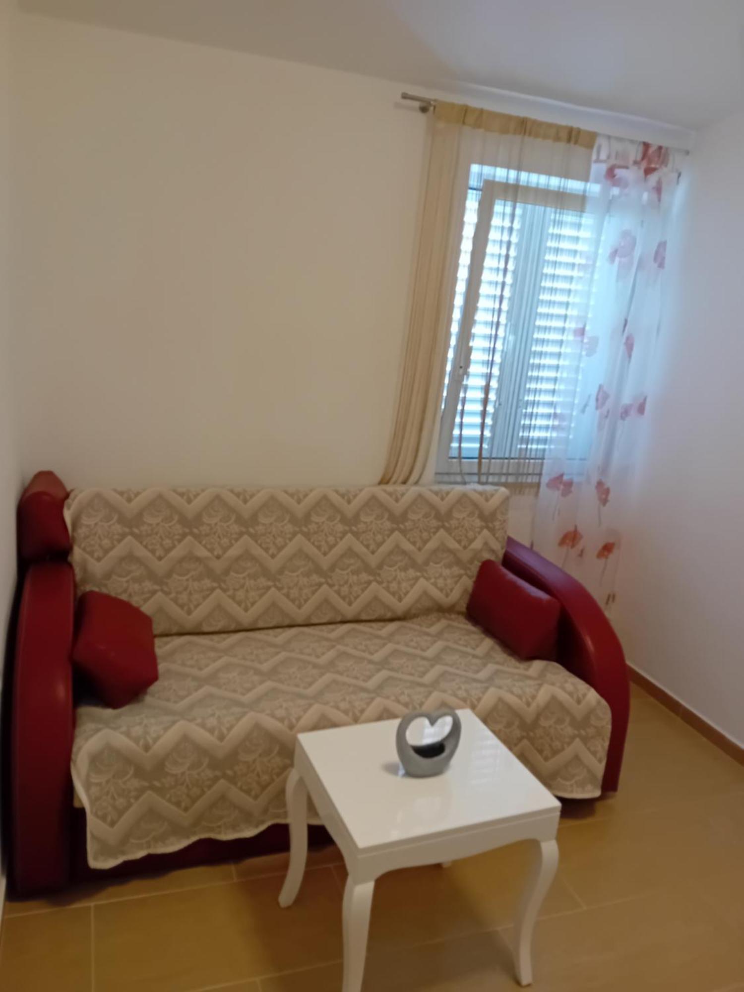 Appartamento Apatmani Peternel Vir Esterno foto