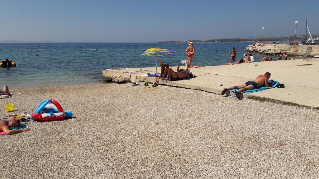 Appartamento Apatmani Peternel Vir Esterno foto